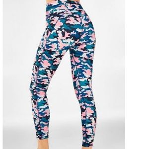Fabletics Leggings Real Teal Camo Size small